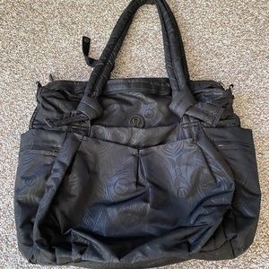 Lululemon bag